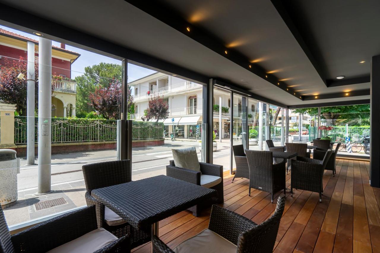 Hotel Mocambo Riccione Ngoại thất bức ảnh